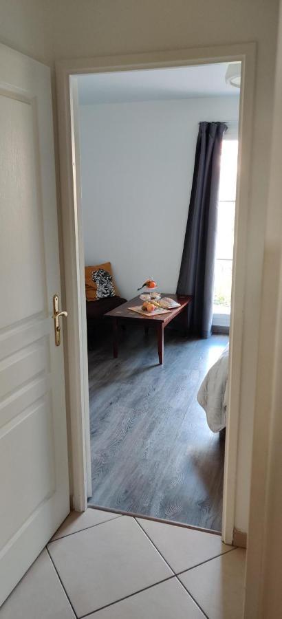 Ocalm Longjumeau Exterior photo